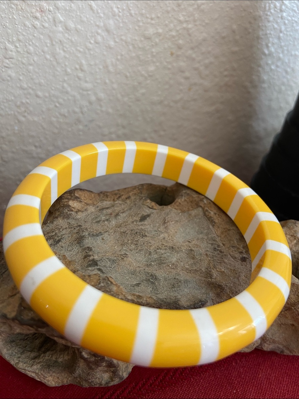 Vintage 70s Lucite Yellow & White Bangle Bracelet